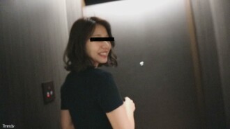FC2-PPV-1229107 [Second Coming] [Squirting a large amount of pie bread] [Complete appearance for a limited time] [A certain auto ○ Lend appearance (22)] Model-class beautiful legs! Transcendental lewd daughter pie bread erotic tide Sugi! I've hung 