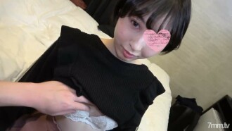 FC2-PPV-1829435 An 18-year-old beautiful girl who works at her parents' flower shop. Enjoy the naive body with whitening beautiful breasts that do not know dirt yet. His face is dyed with a large amount of semen and he is baptized for the first time 