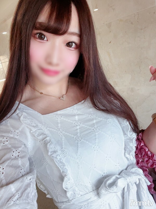 FC2-PPV-2067879 Complete appearance ★ Fair-skinned neat 18-year-old active female ○ student! A metamorphosis eros hidden by a teenage ordinary girl who gets wet just by looking at the dick! Dangerous Nissei Saddle with no sexual knowledge because it i