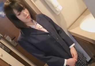 FC2-PPV-2347224 Face revealed [Help...] Fair-skinned, big-breasted cheerleader ③ She was taken out during lunch break and made to do obscene acts in a hotel by two men every day, and creampied.