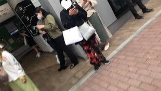 FC2-PPV-4779150 [First 30 people get 500 yen off] Sayuri, 19 years old, Facial_1. A cool girl with a cute smile who looks like Nana Komatsu. She looks at the camera and says, "Hey, Mr. Otoko, watch me get a facial." The whole story of her gettin